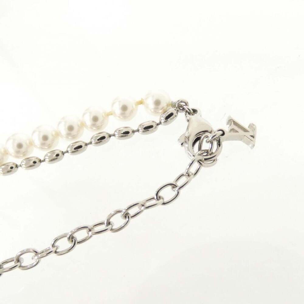 LOUIS VUITTON White Pearl Necklace - Picture 3 of 4